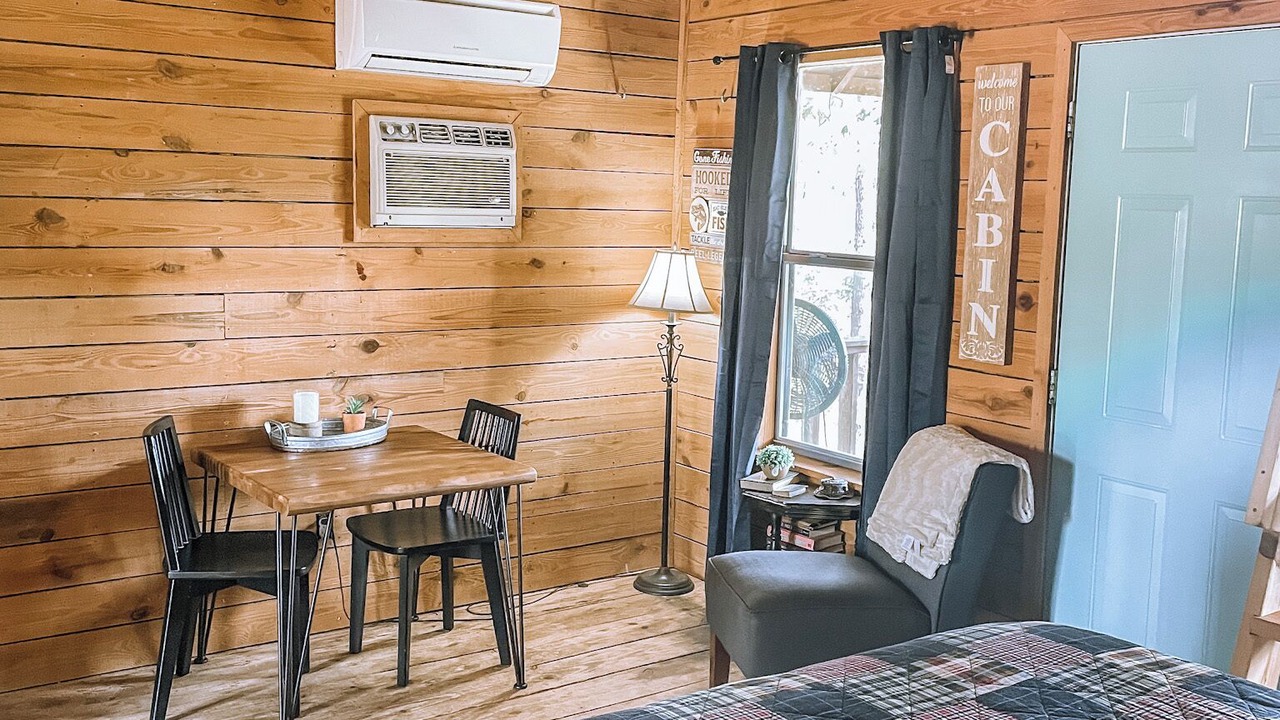 Photo of Bedroom in Lucedale