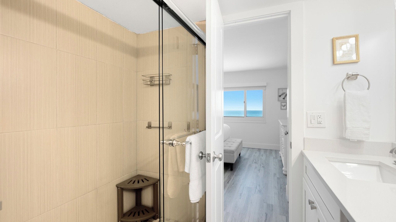 Photo of Bathroom in Sunnyside