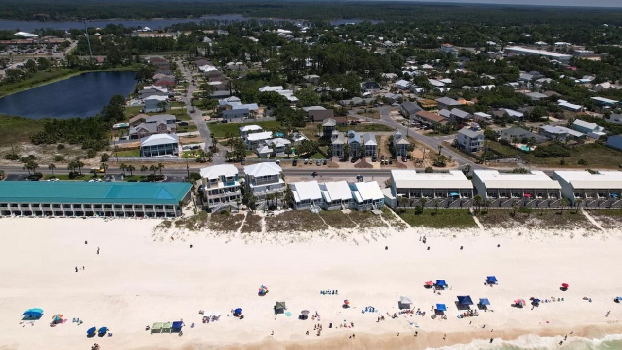 Photo of Others in Inlet Beach Heights