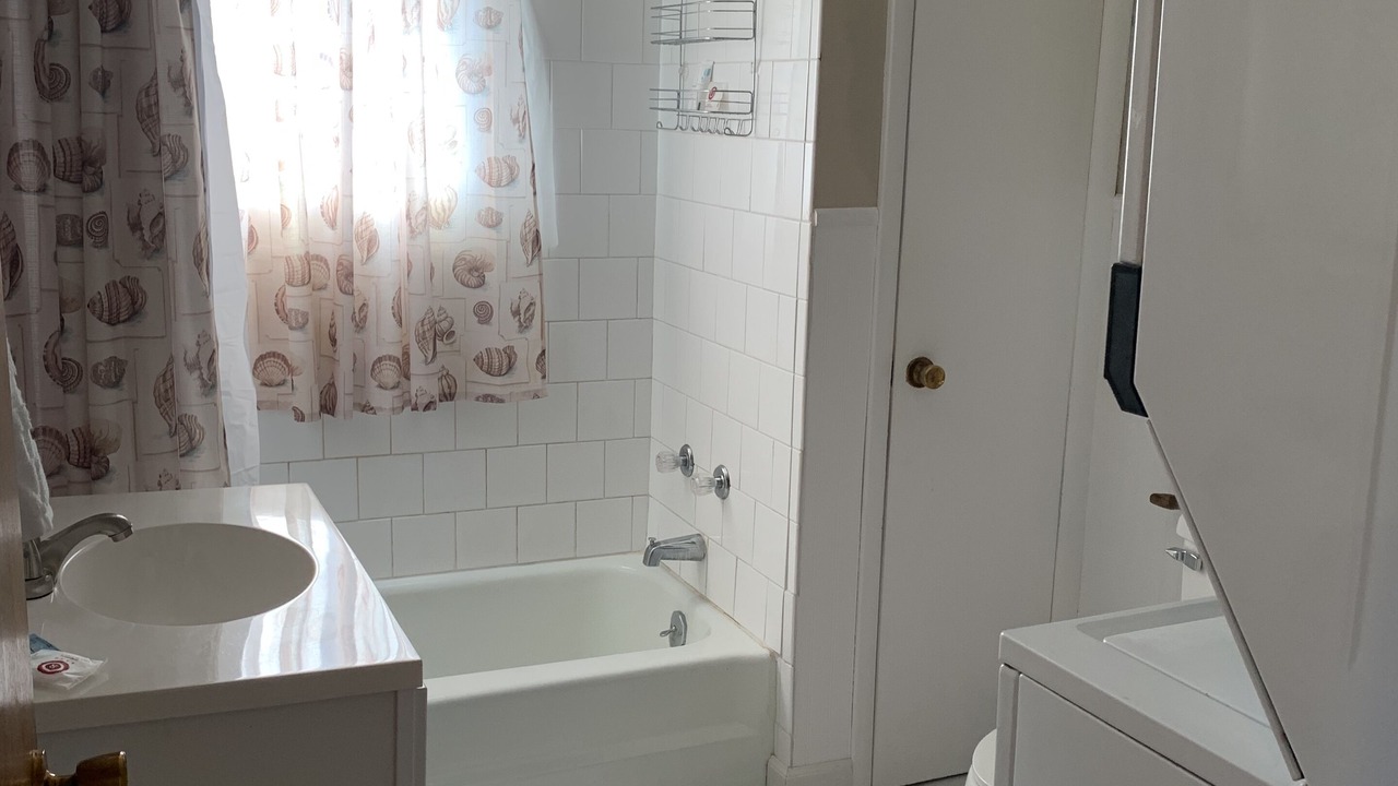 Photo of Bathroom in New Market