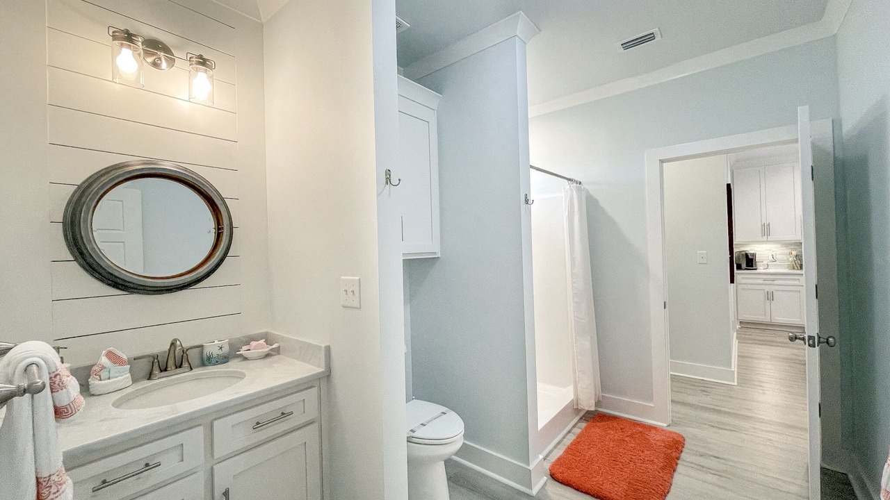 Photo of Bathroom in Dauphin Island