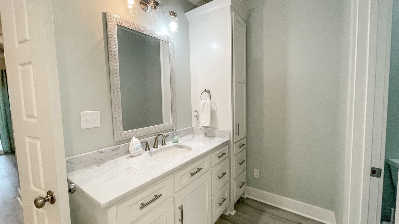 Photo of Bathroom in Dauphin Island