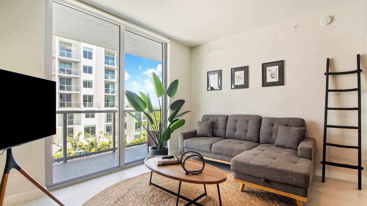 Photo of Livingroom in Northeast Miami