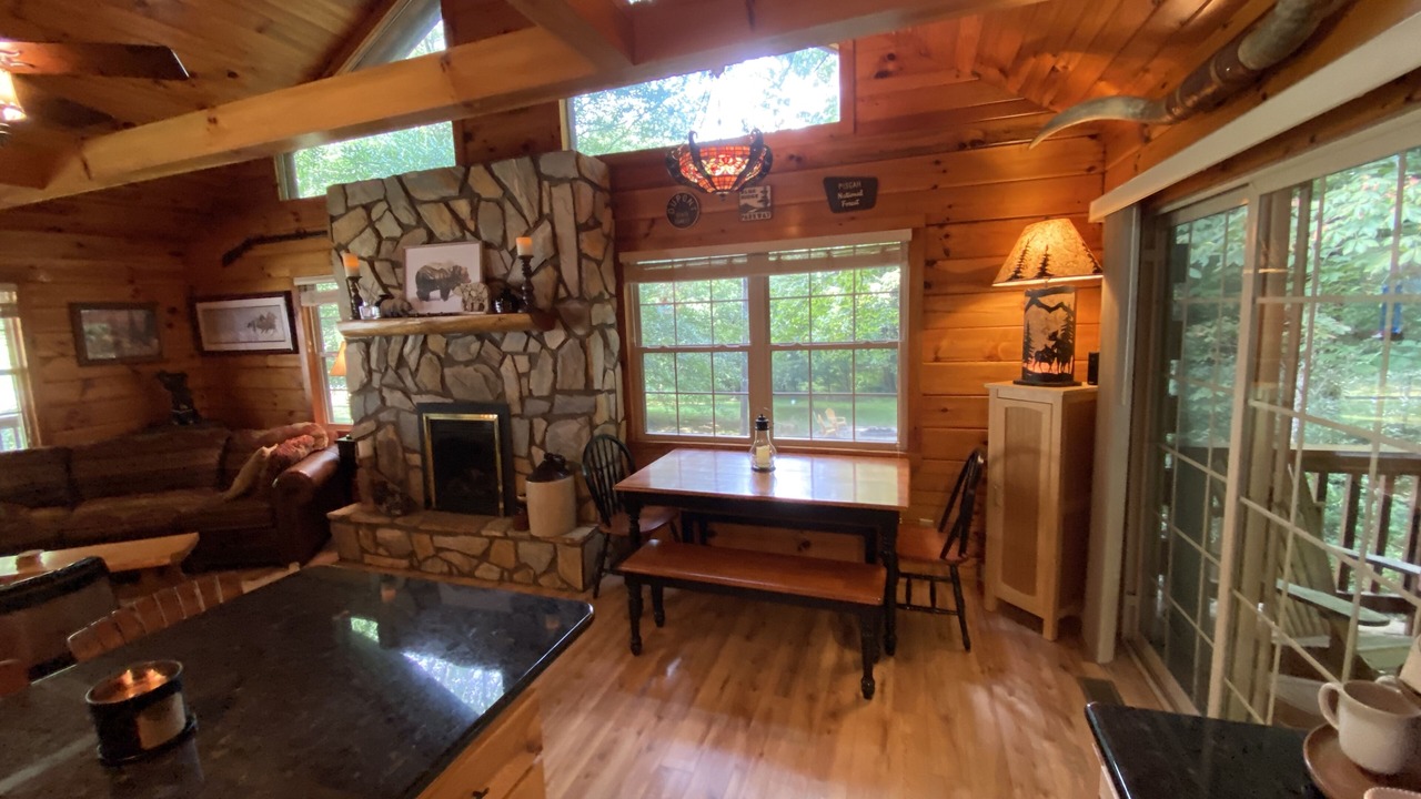 Photo of Livingroom in Waynesville