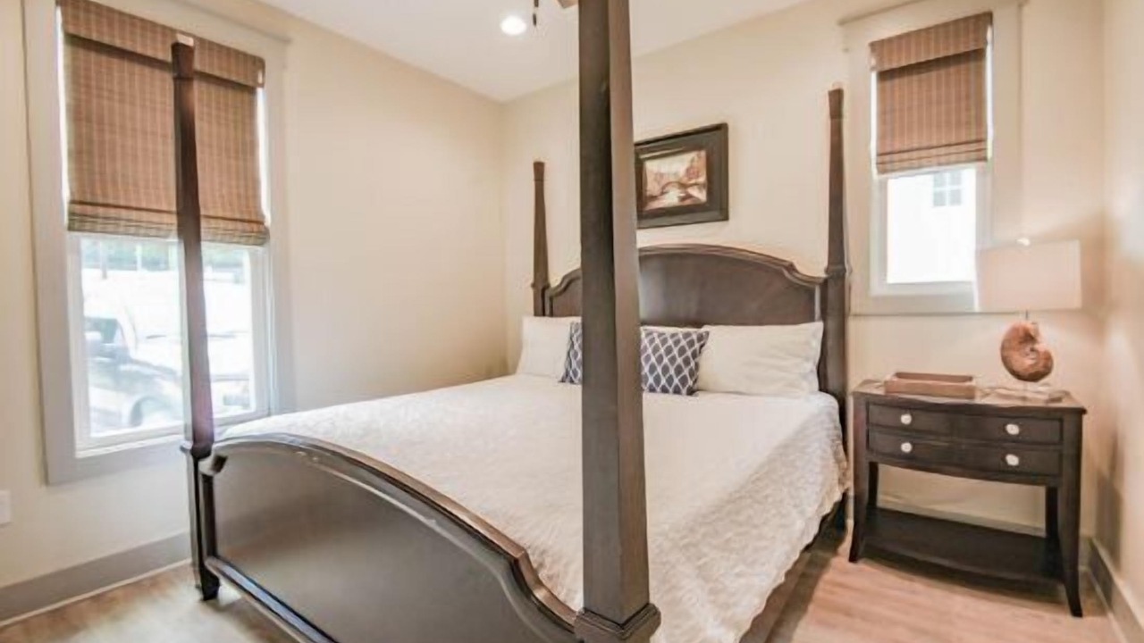 Photo of Bedroom in Guntersville