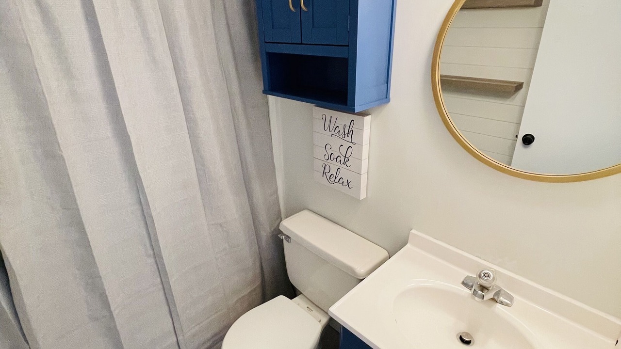 Photo of Bathroom in Edray