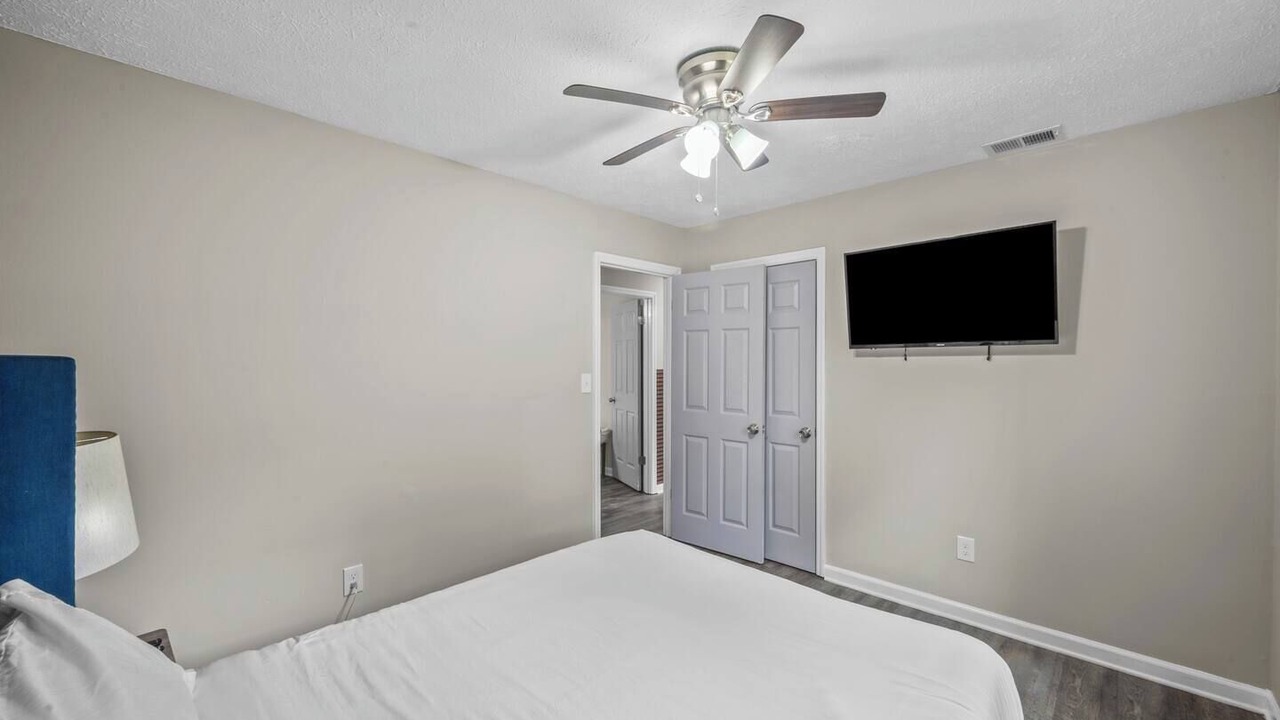 Photo of Bedroom in Powder Springs