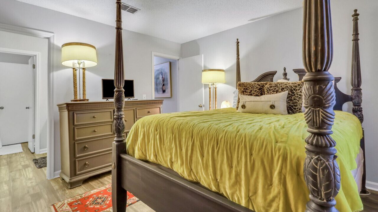 Photo of Bedroom in St. Marys