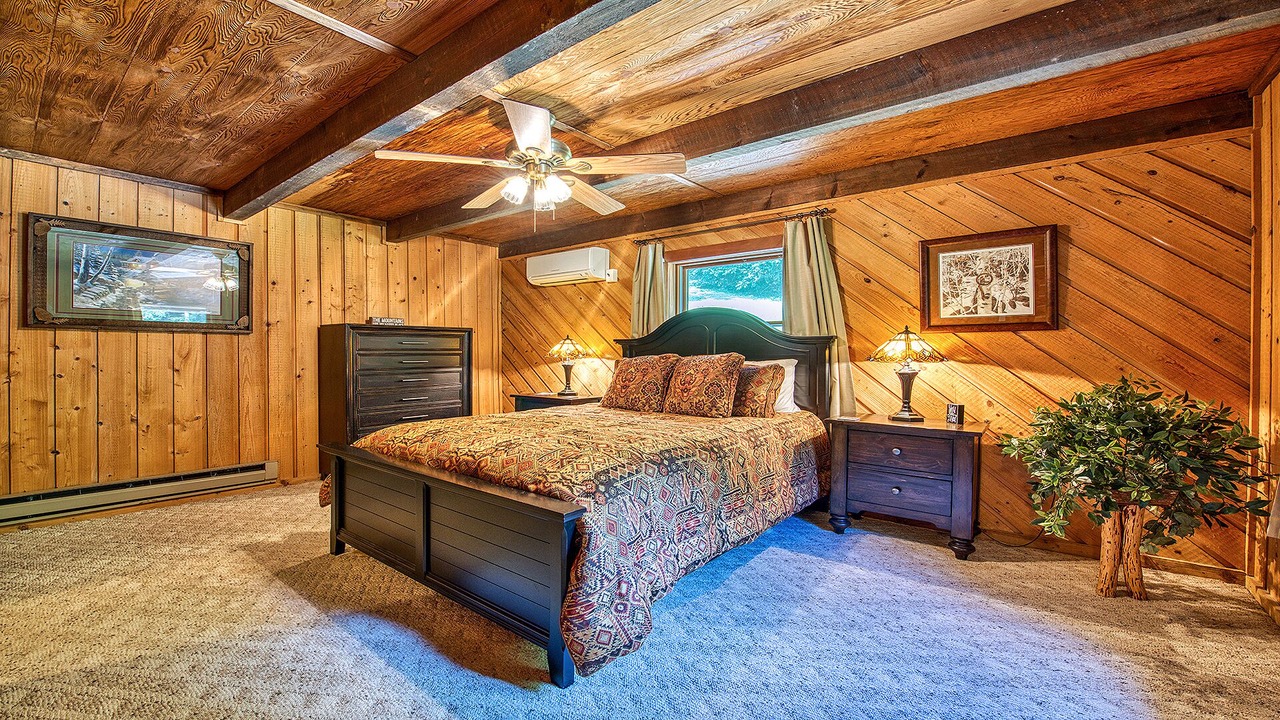 Photo of Bedroom in Waynesville