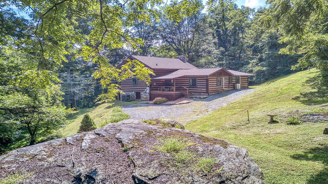 Photo of Outdoor in Waynesville