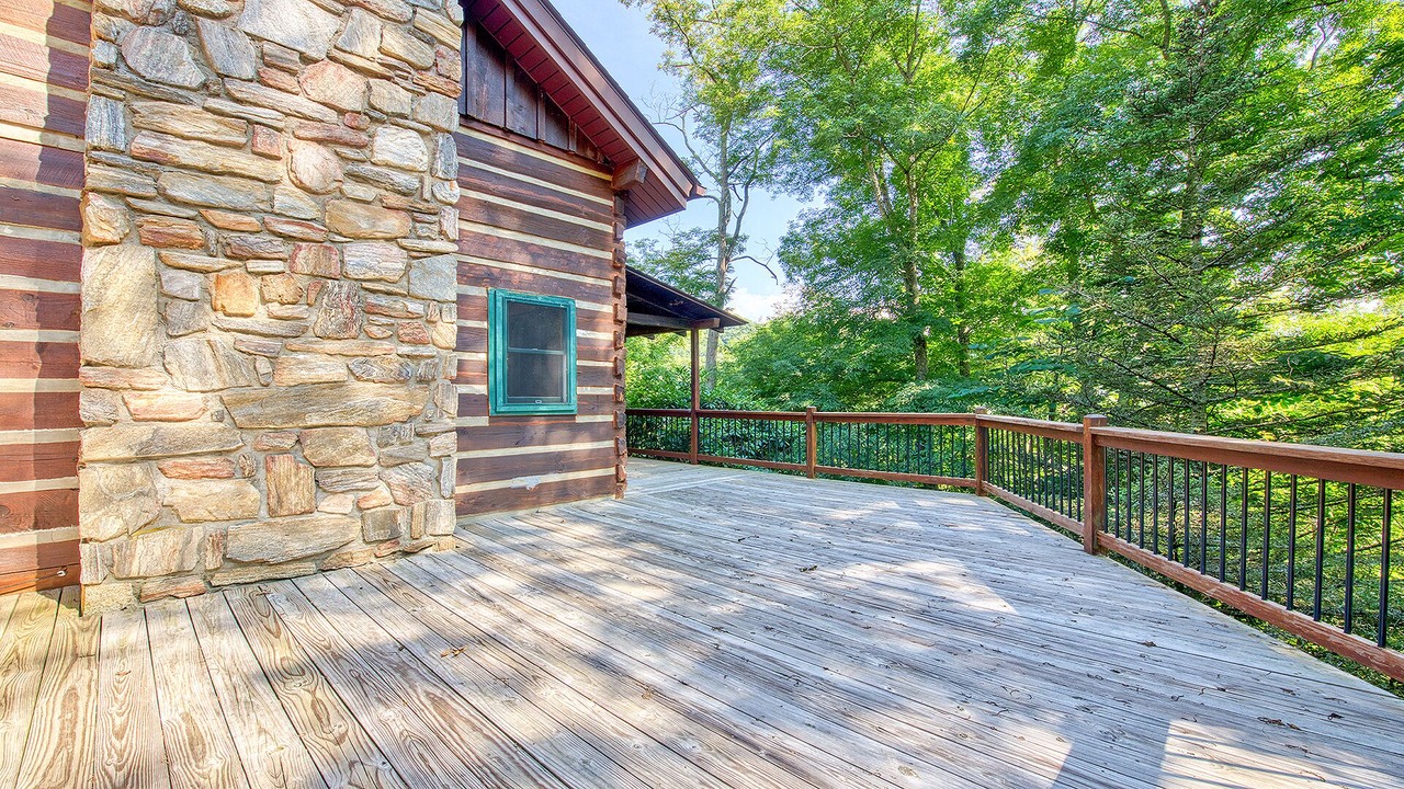 Photo of Patio Balcony in Waynesville