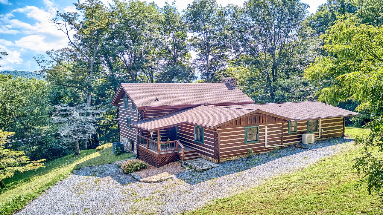 Photo of Outdoor in Waynesville