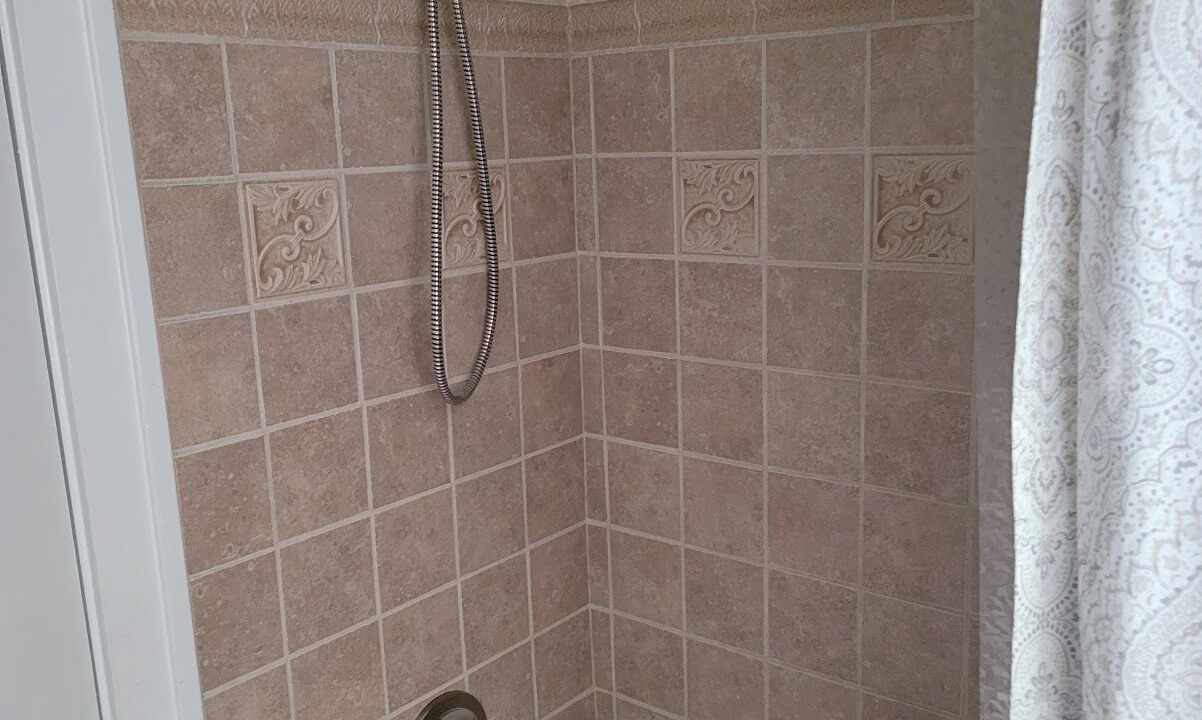 Photo of Bathroom in Guntersville