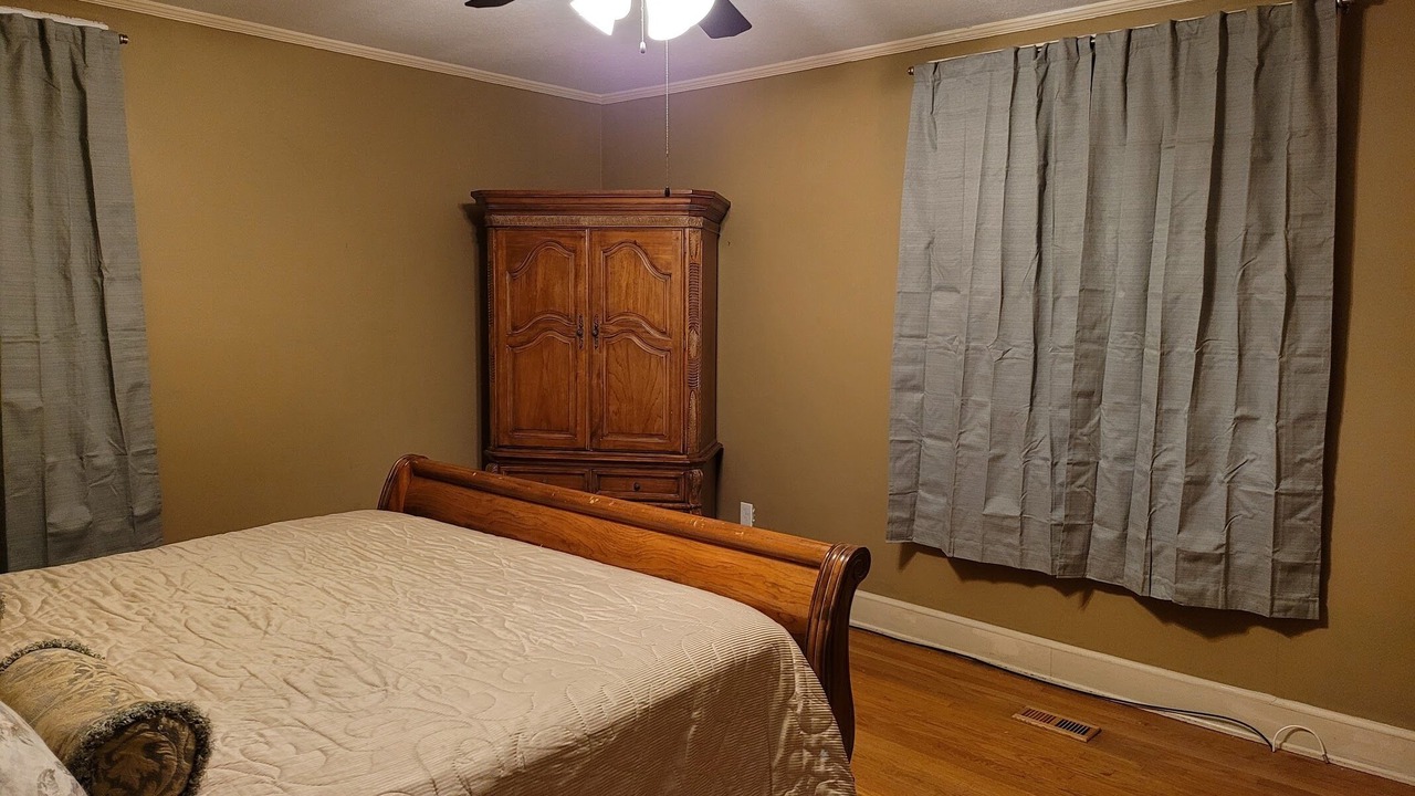 Photo of Bedroom in Guntersville