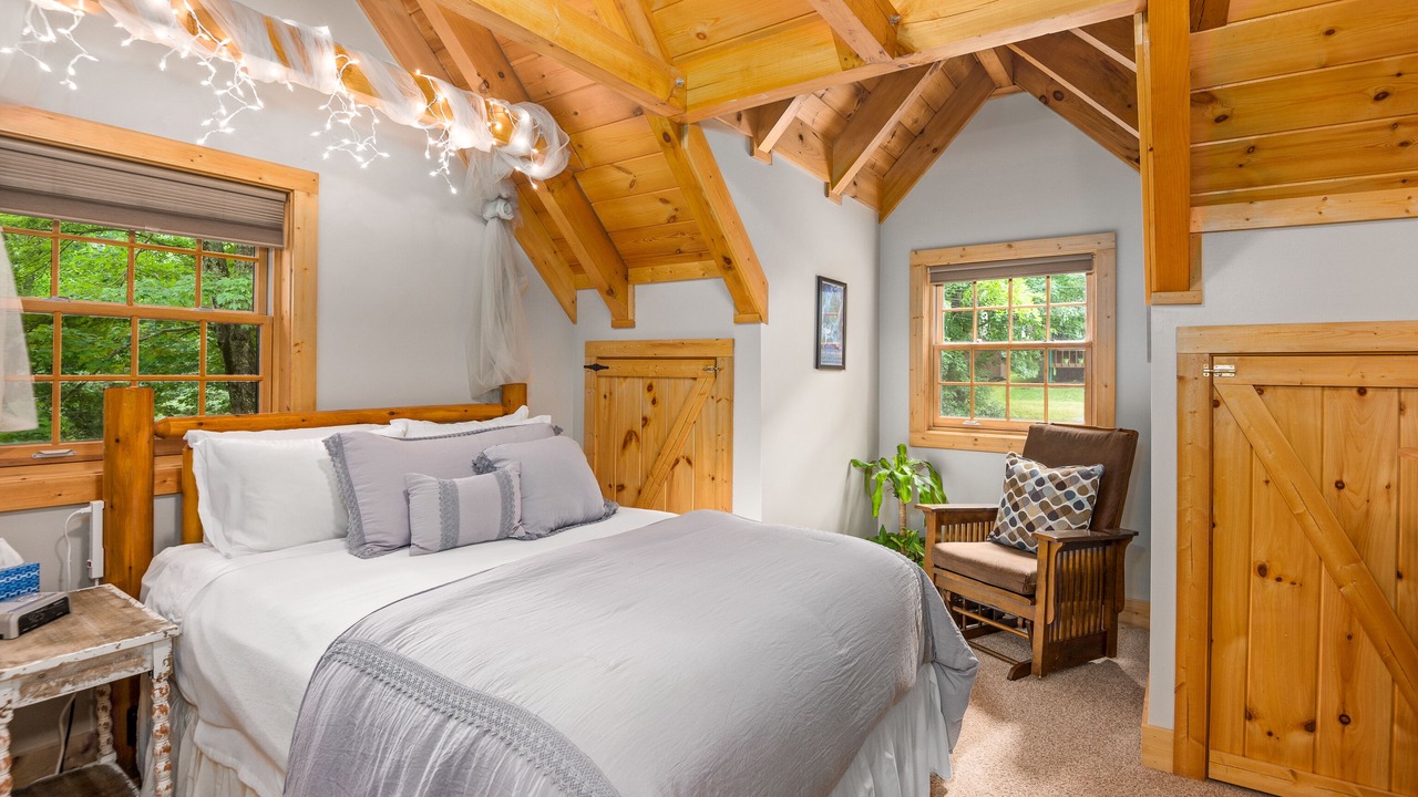 Photo of Bedroom in Sherwood Forest