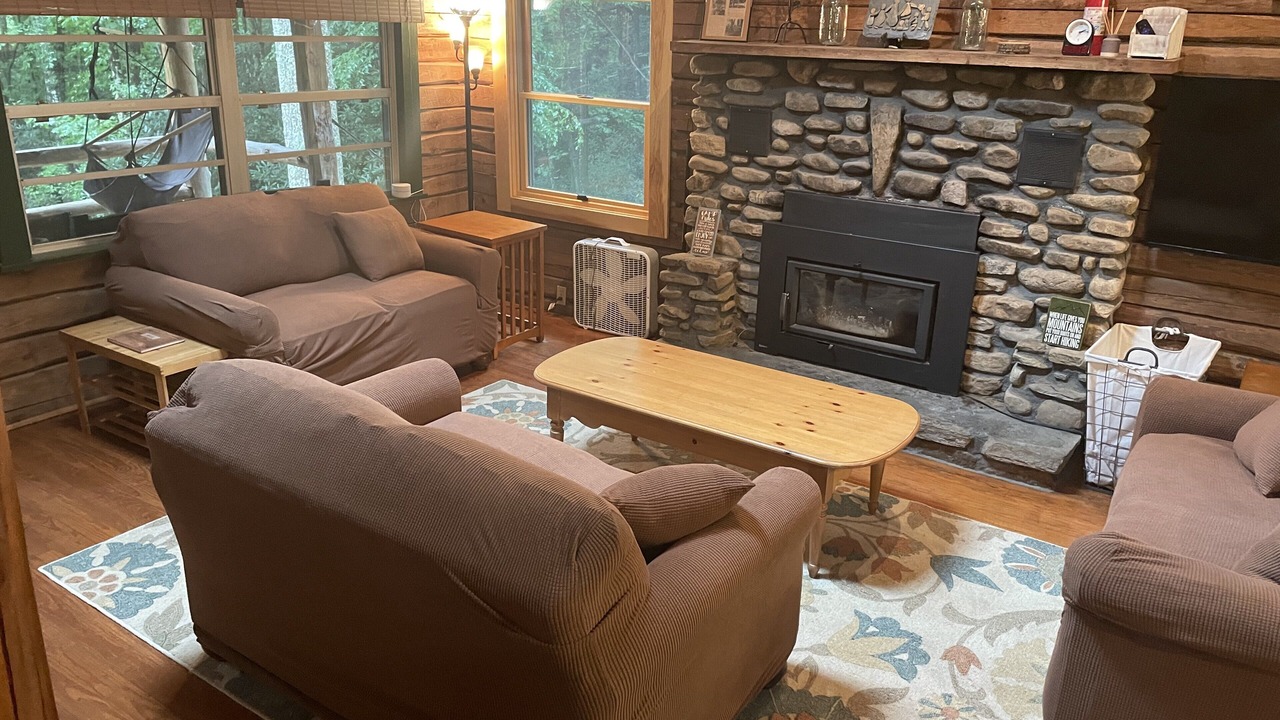 Photo of Livingroom in Hot Springs