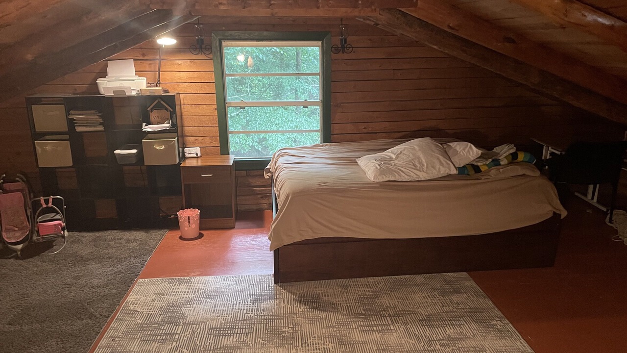 Photo of Bedroom in Hot Springs