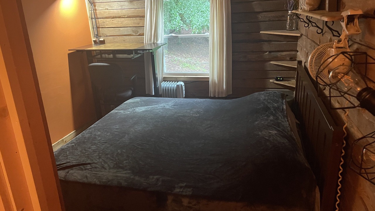 Photo of Bedroom in Hot Springs