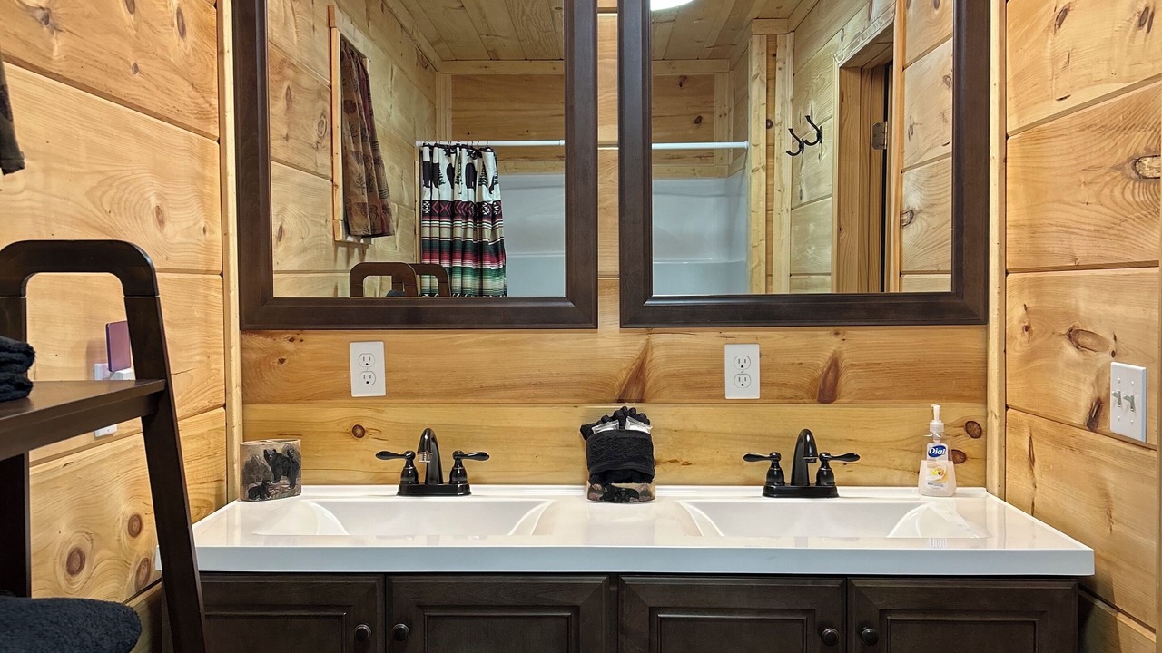 Photo of Bathroom in Gatlinburg