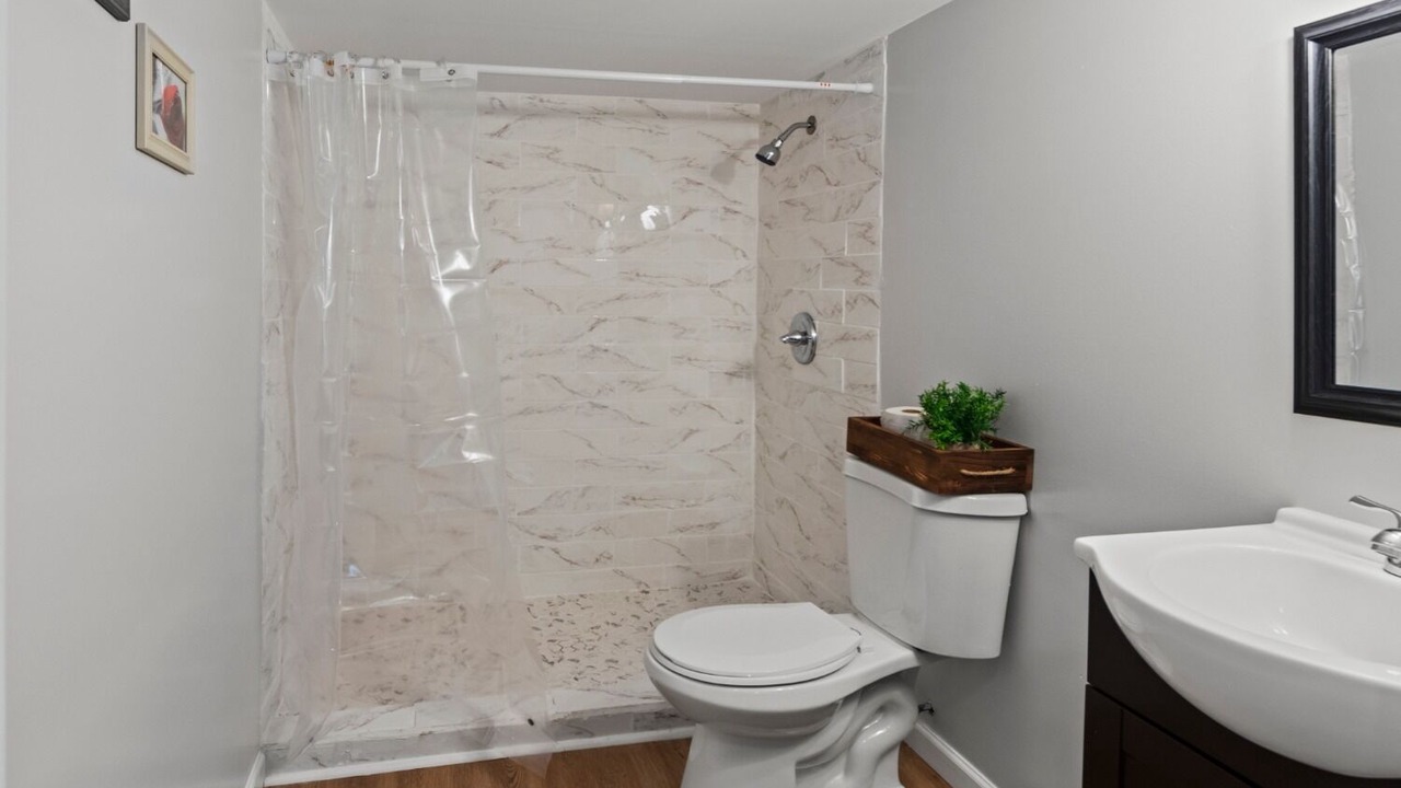 Photo of Bathroom in Notasulga
