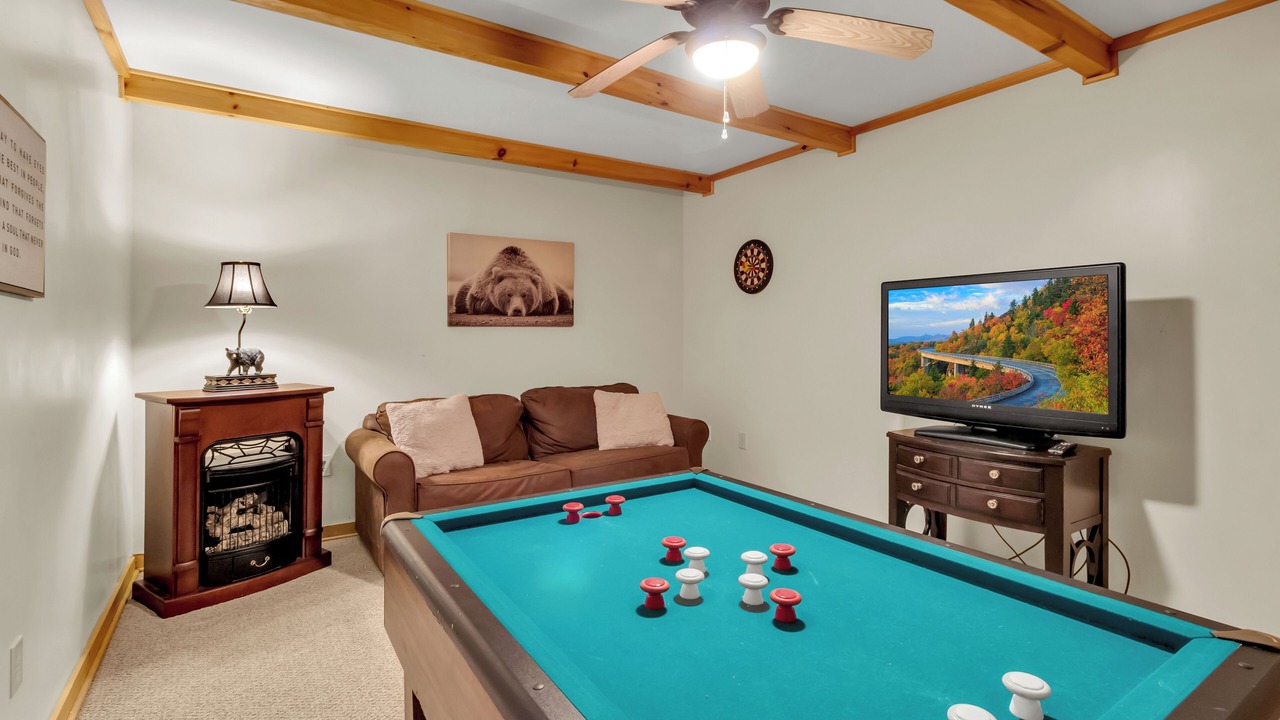 Photo of Livingroom in Maggie Valley