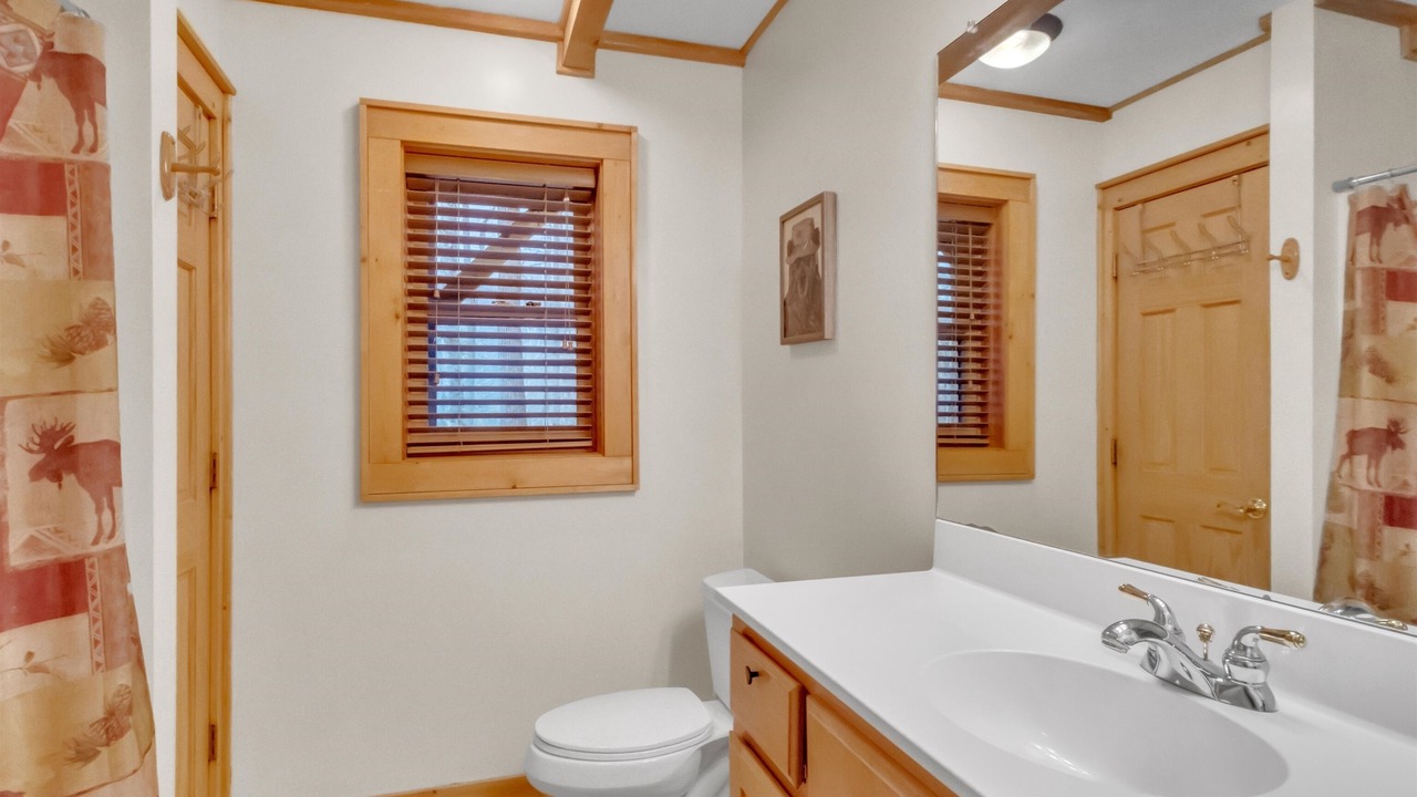 Photo of Bathroom in Maggie Valley