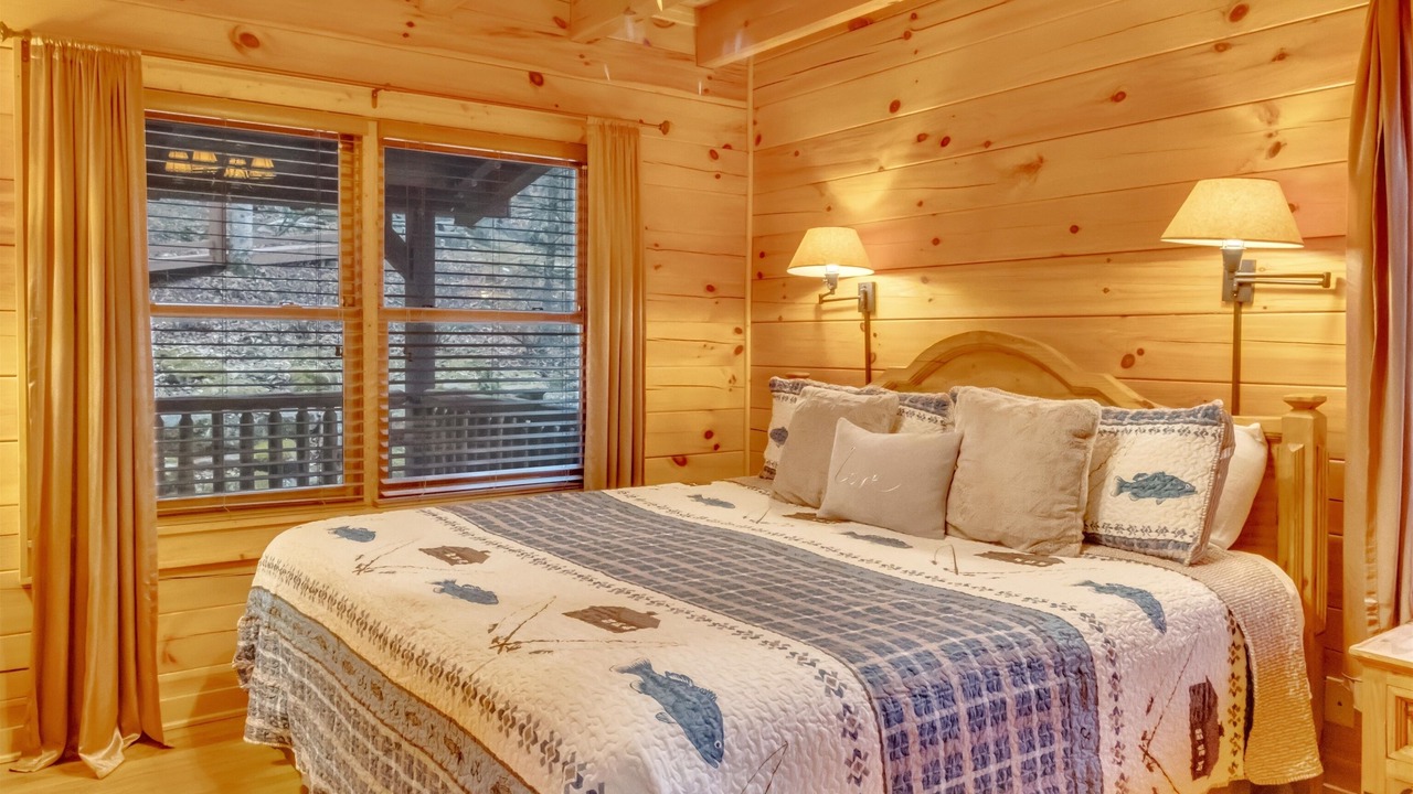Photo of Bedroom in Maggie Valley