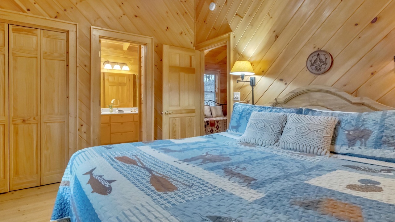 Photo of Bedroom in Maggie Valley