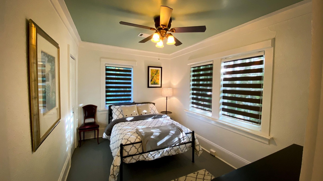 Photo of Bedroom in Macon