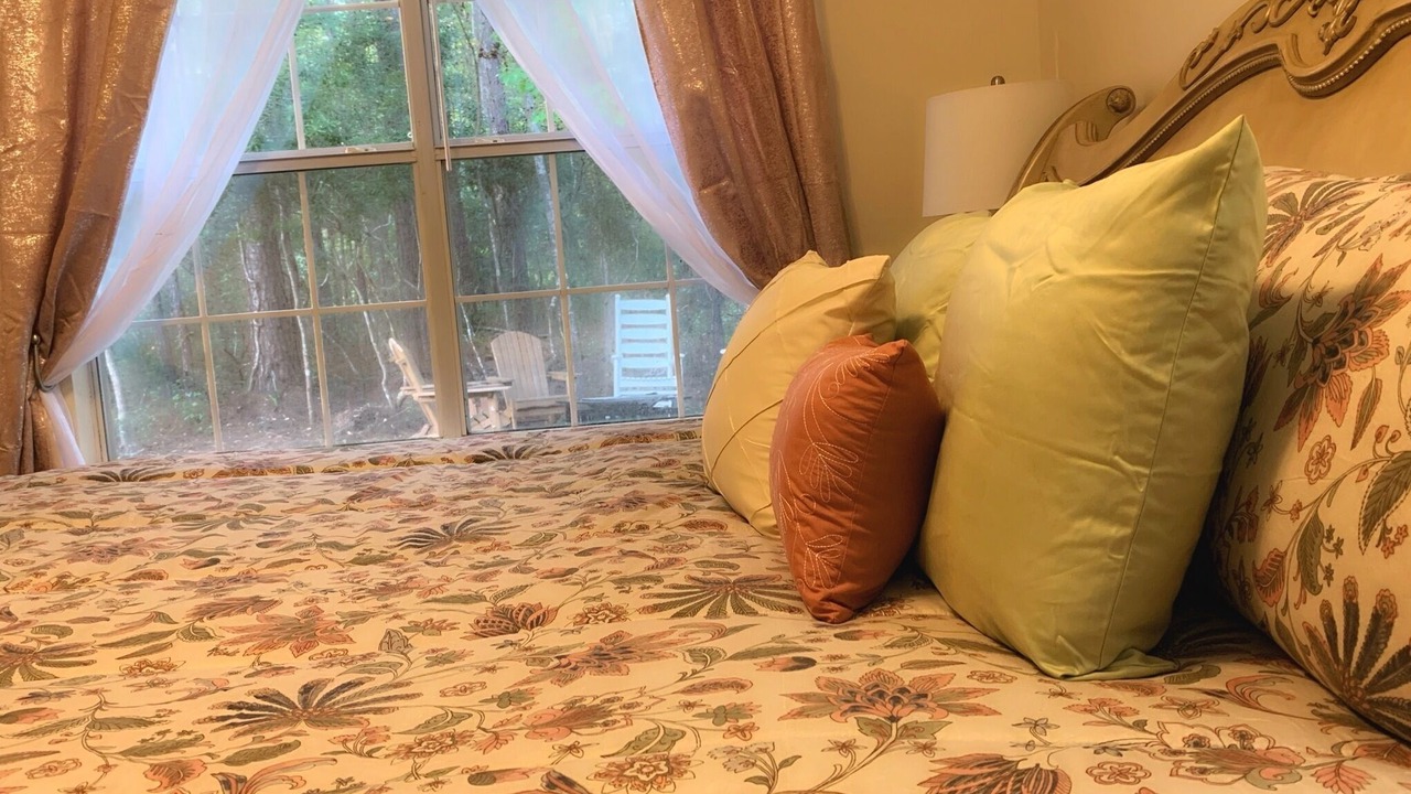 Photo of Bedroom in Bay St Louis