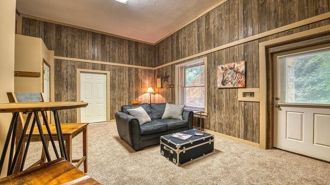 Photo of Livingroom in Maggie Valley