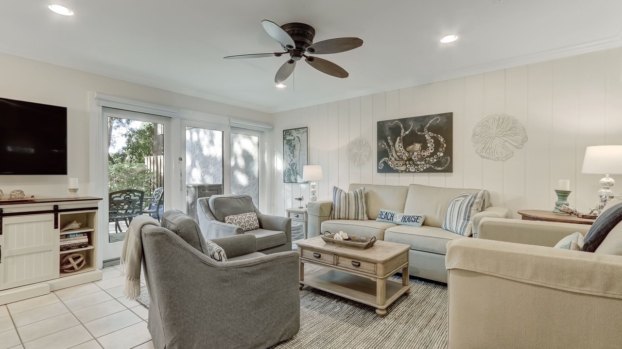 Photo of Livingroom in Fernandina Beach