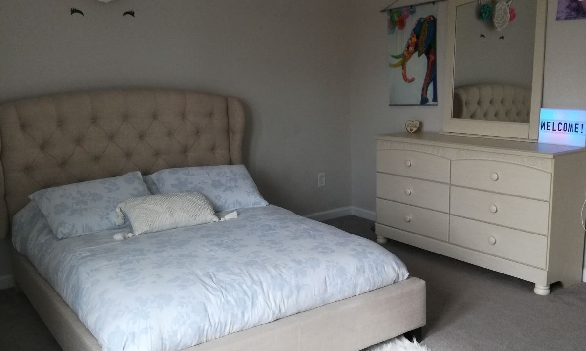 Photo of Bedroom in Canterbury Farms