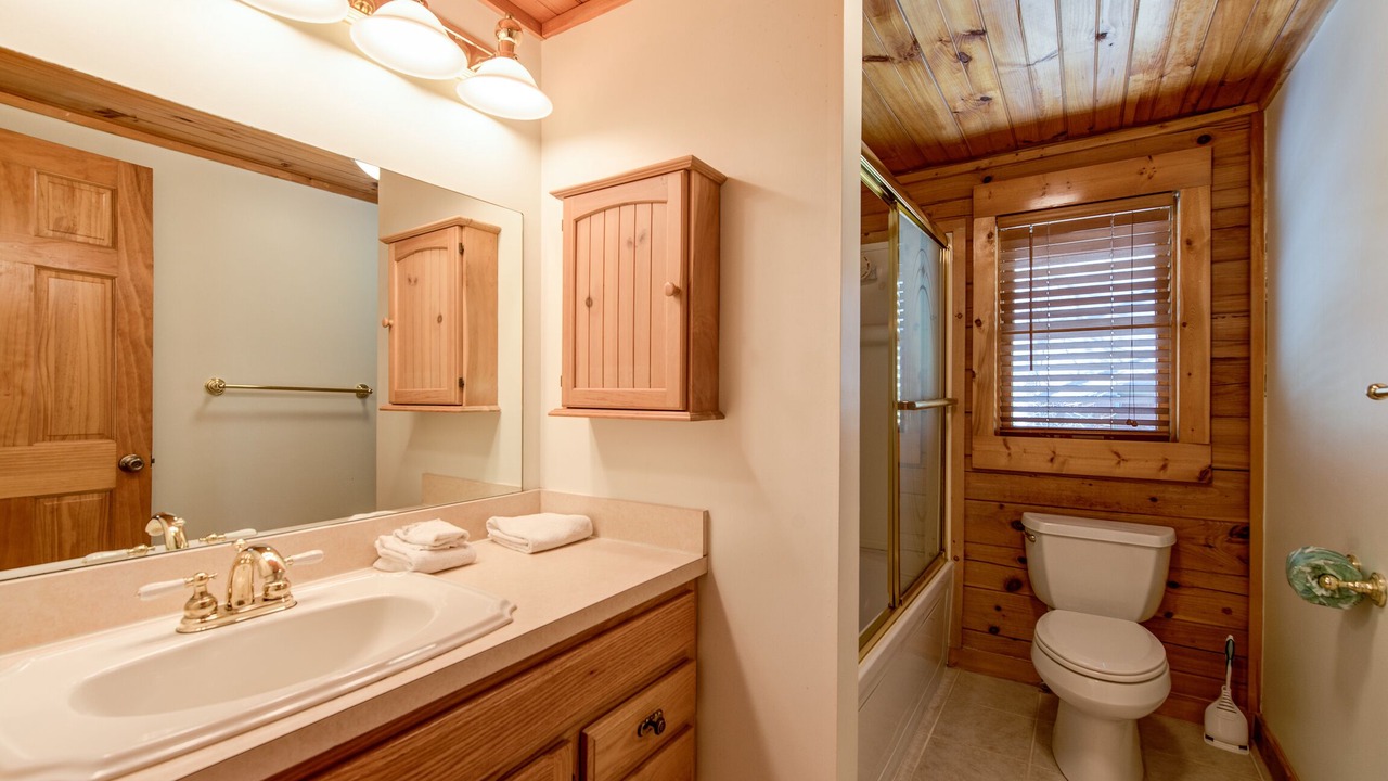 Photo of Bathroom in Sevierville