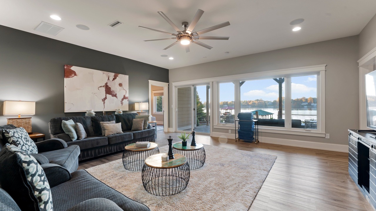 Photo of Livingroom in Mooresville