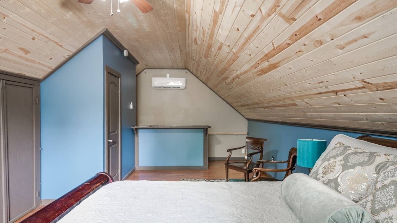 Photo of Bedroom in Lithia Springs