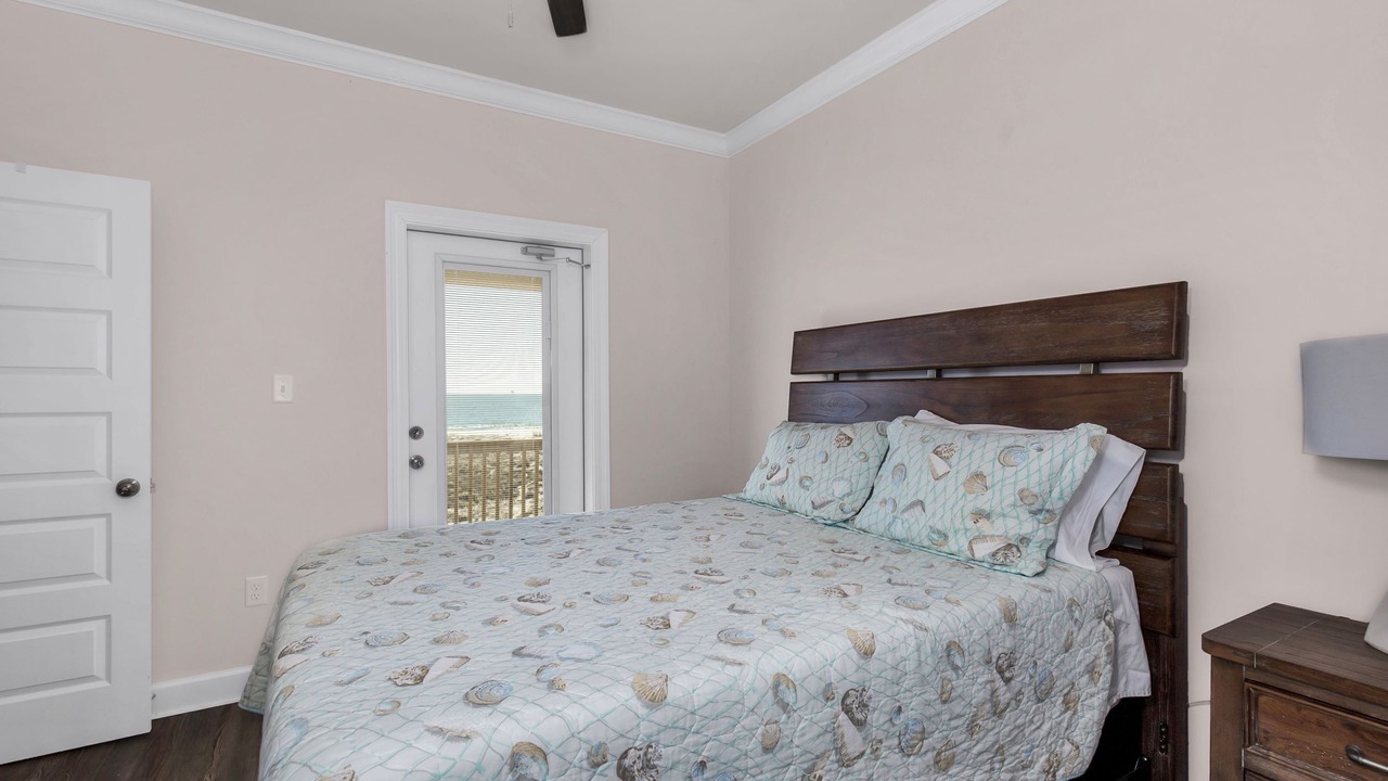 Photo of Bedroom in Dauphin Island