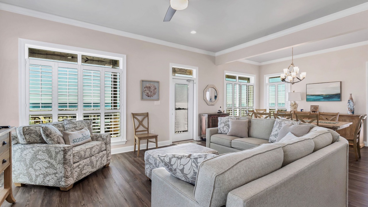 Photo of Livingroom in Dauphin Island