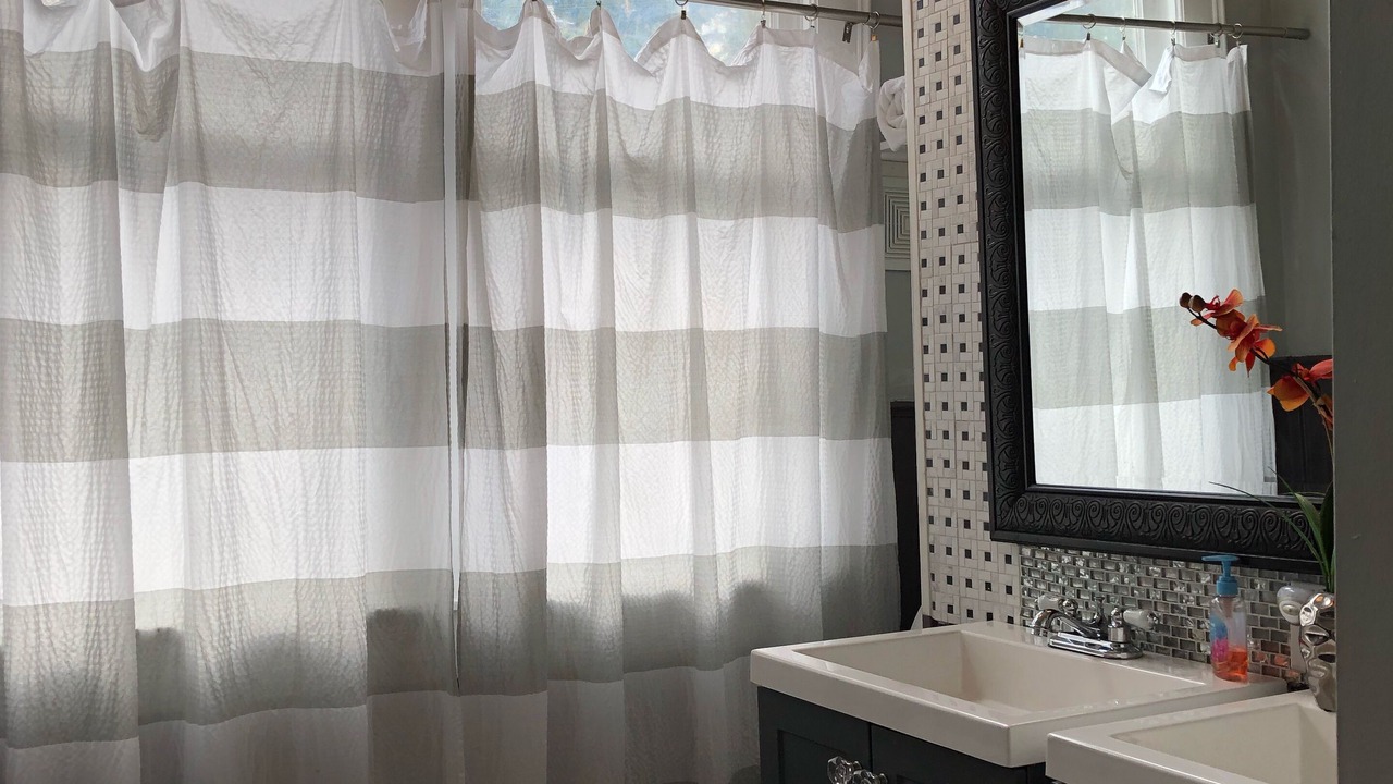 Photo of Bathroom in Mobile