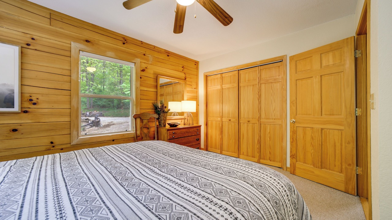 Photo of Bedroom in Waynesville