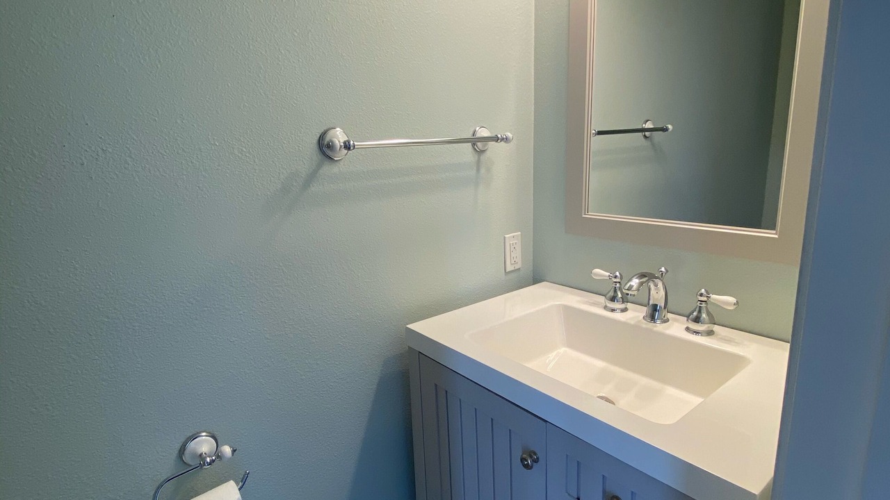 Photo of Bathroom in Crystal Beach