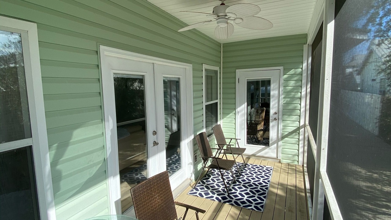 Photo of Patio Balcony in Crystal Beach