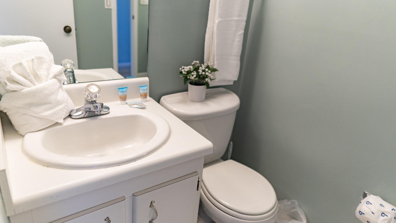 Photo of Bathroom in Sunnyside