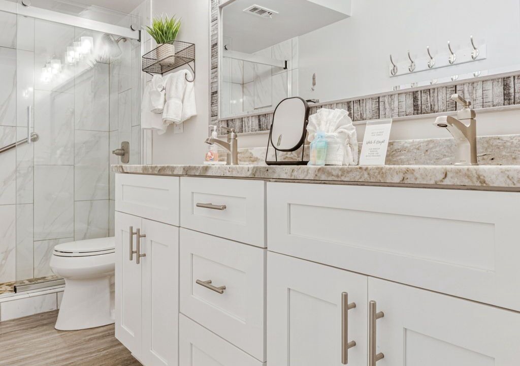 Photo of Bathroom in Orange Beach East