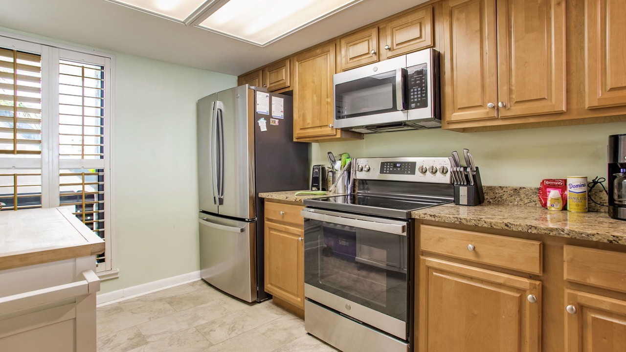 Photo of Kitchen in Orange Beach East