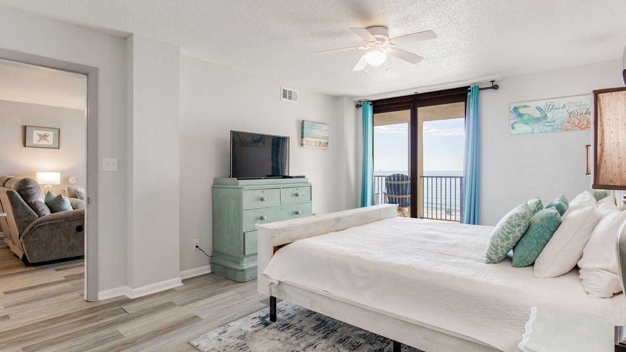 Photo of Bedroom in Orange Beach East
