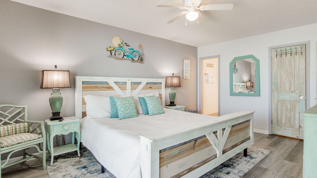 Photo of Bedroom in Orange Beach East