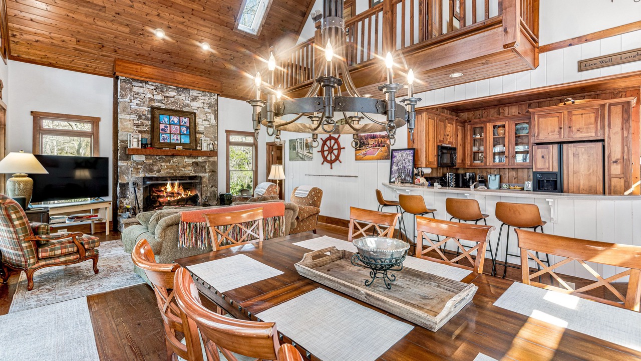 Photo of Others in Lake Toxaway