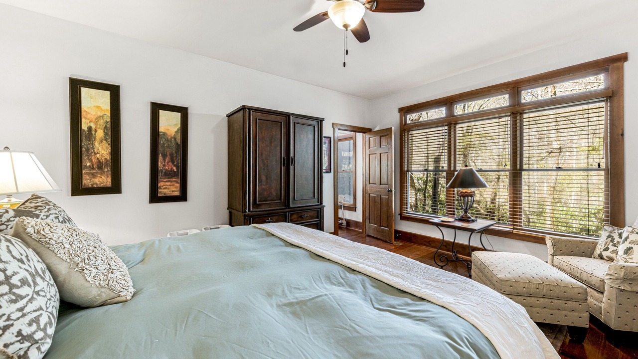 Photo of Bedroom in Lake Toxaway