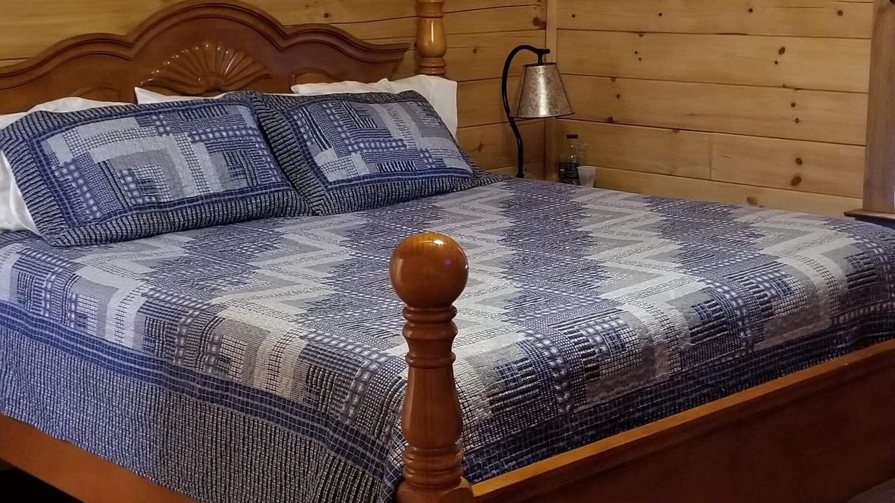 Photo of Bedroom in Sevierville